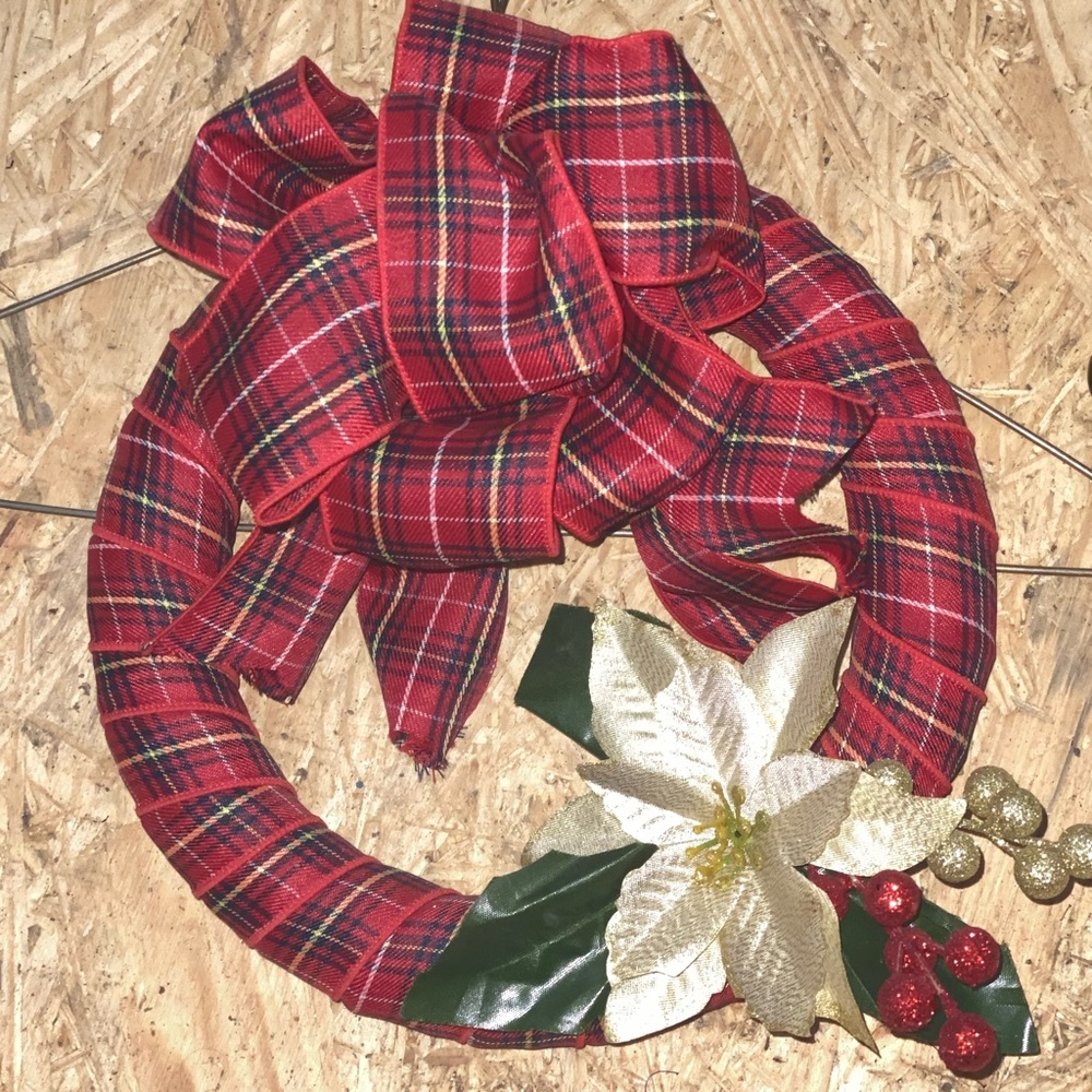 Festive Plaid Holiday Wreath with Gold and Red Accents